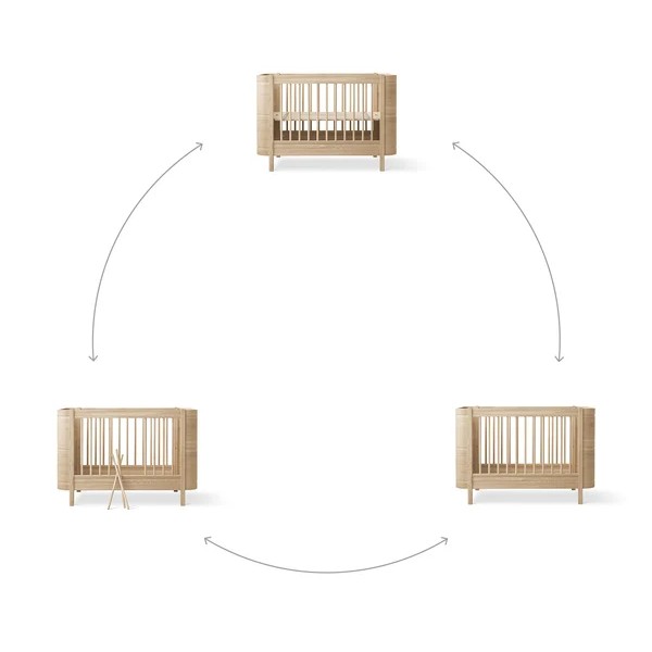 Kompaktes, mitwachsendes Babybett aus hochwertiger Eiche. (Product)